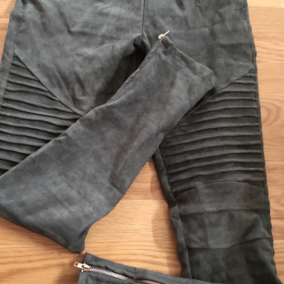 Pants - Green suede Moto leggings